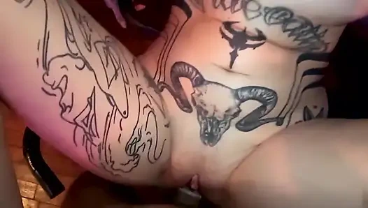 Debu Mendesak Di Hotel