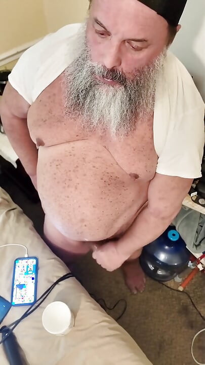 Bear Stepdaddy Cock