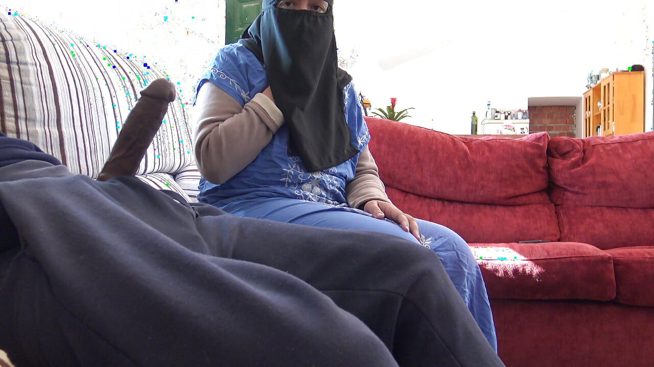 Unfaithful Turkish muslim wife COULD NOT RESIST his massive big black dick