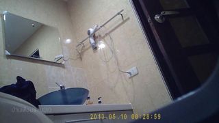 Hk shower01