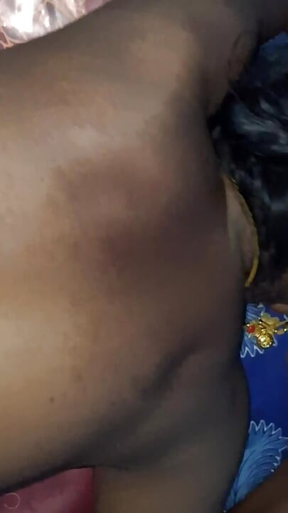 Tamil çiftlerin sikiş videosu bölüm 2 köpek stili anal köpek