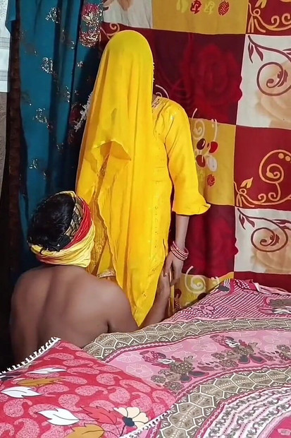 Desi Bhabhi Sex Dirty Talk with Hindi Audio