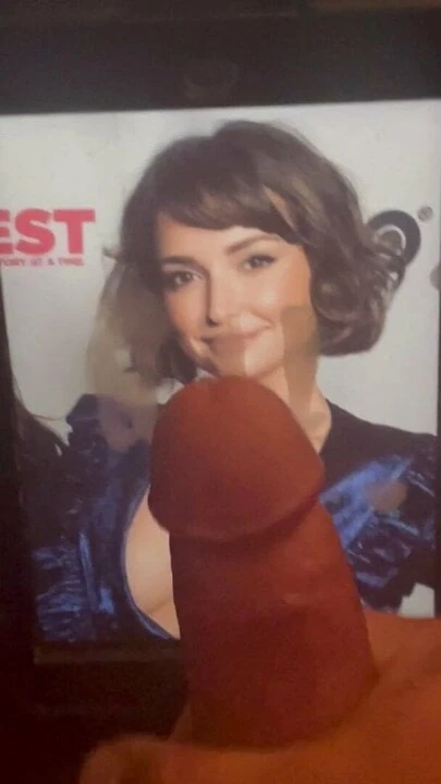 Milana Vayntrub tribute with cum smear