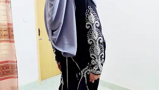 Hijabi stepmom need big dick for face fuck so stepson help her hot xxx