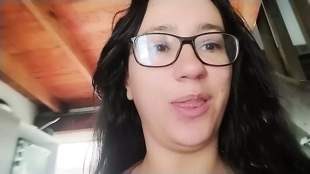 I woke up very and masturbated at breakfast time a very delicious morning