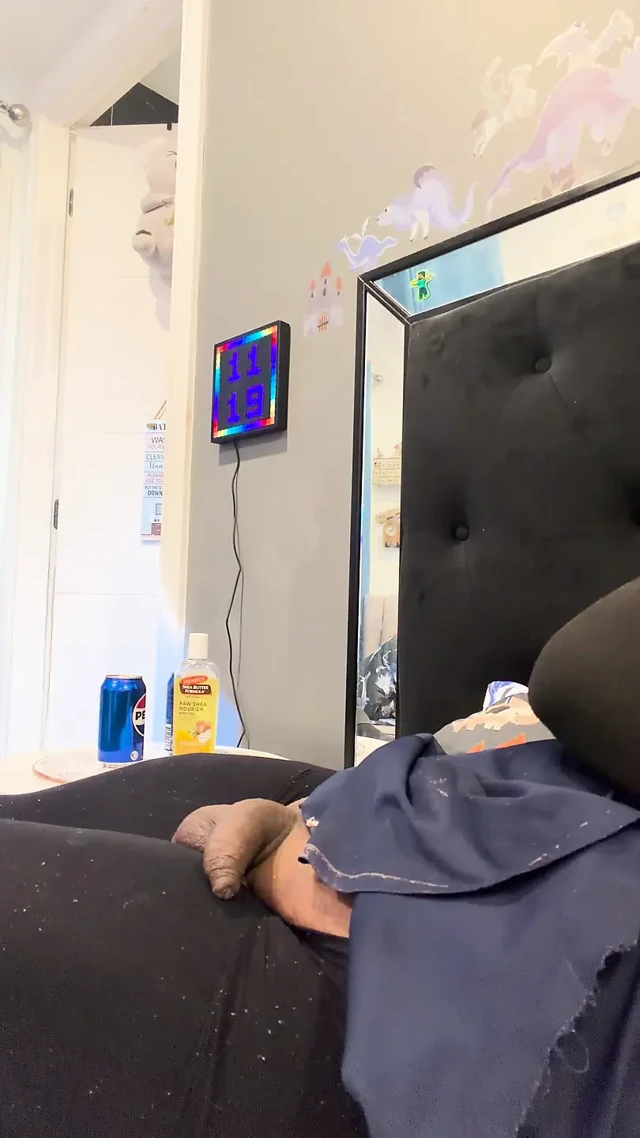 Sissy Play and Cumshot