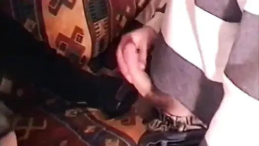 Gadis hot rambut pirang ini dientot sama dua pria asing dan supir taksi