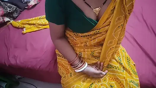 Aunty mai to bas Flat dekhne aaya tha, aap chuchi kyu dikha rahi hain