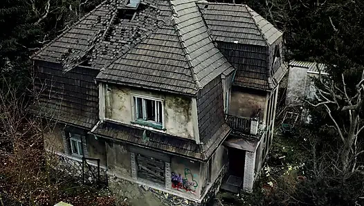 Французская шлюшка (Извращенная семья)