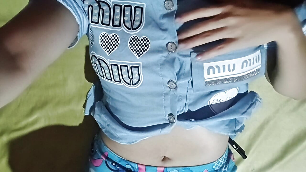 MOJA BYŁA ŻONA ROBI MI DUŻEGO LODA I SSIE GO, AŻ DOPROWADZI MNIE DO ORGAZMU