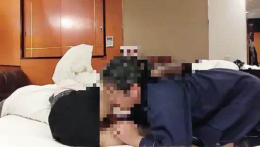Amatör bakış açısı - ofis bayan asistanı oral sekste boşalırken ıstırap içinde kıvranıyor - dölleme seks - oral seks - cosplay
