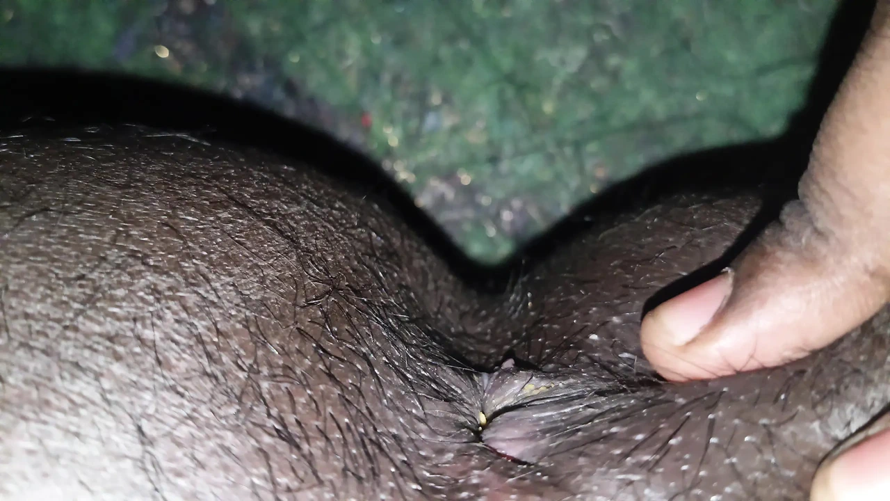 19个小男孩第一次在旅馆手淫