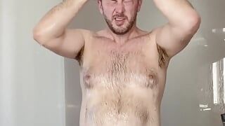 Daddy Gets off in Hotel Shower