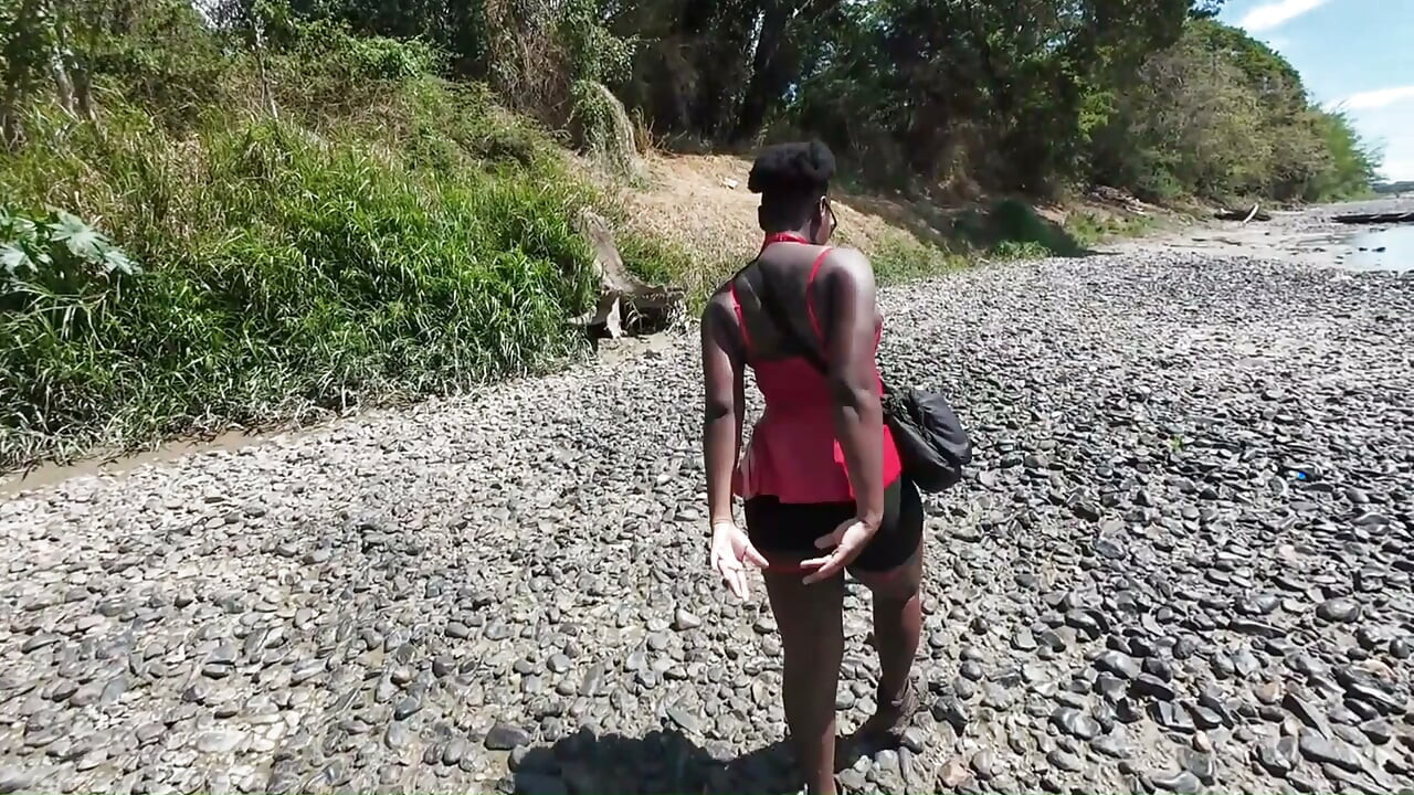 Follow Footsteps to My Big Ass Butt Someone Is Passing In a Boat Can We Show N Play Privately Kinky Nature Softcore - Jhodez1