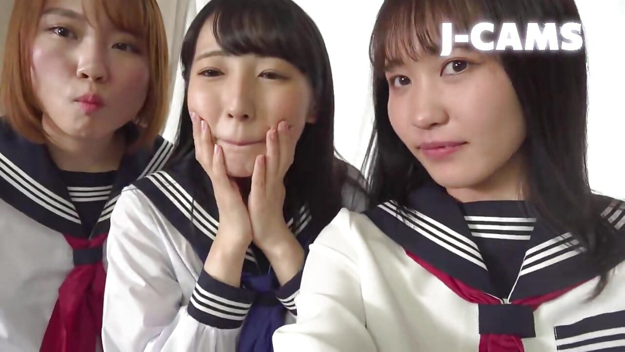 Le mie fantasie fetish in uniforme del college non si fermeranno!