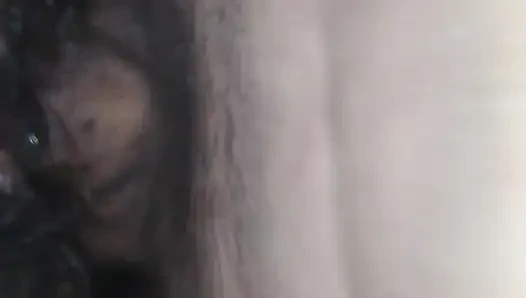 Azgın boğa karımın amını sikiyor.