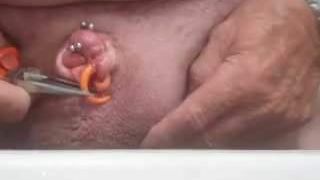 penis penectomy mit piercing versehen  3