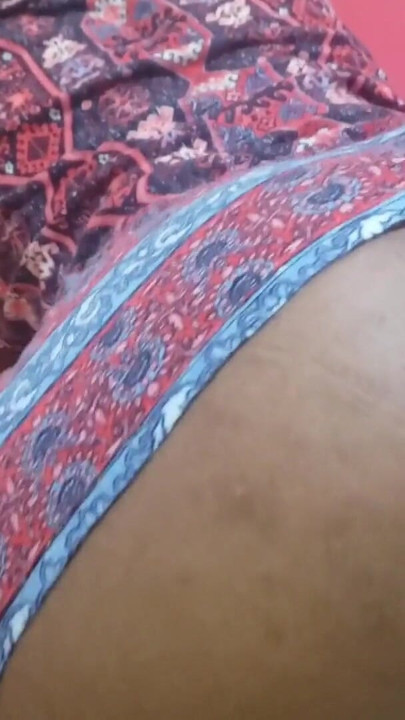 Người da đen cúi xuống đít và âm hộ đụ cumception | Đoạn video ngắn 1