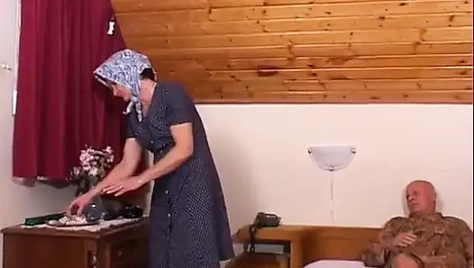 Oma liebt 69