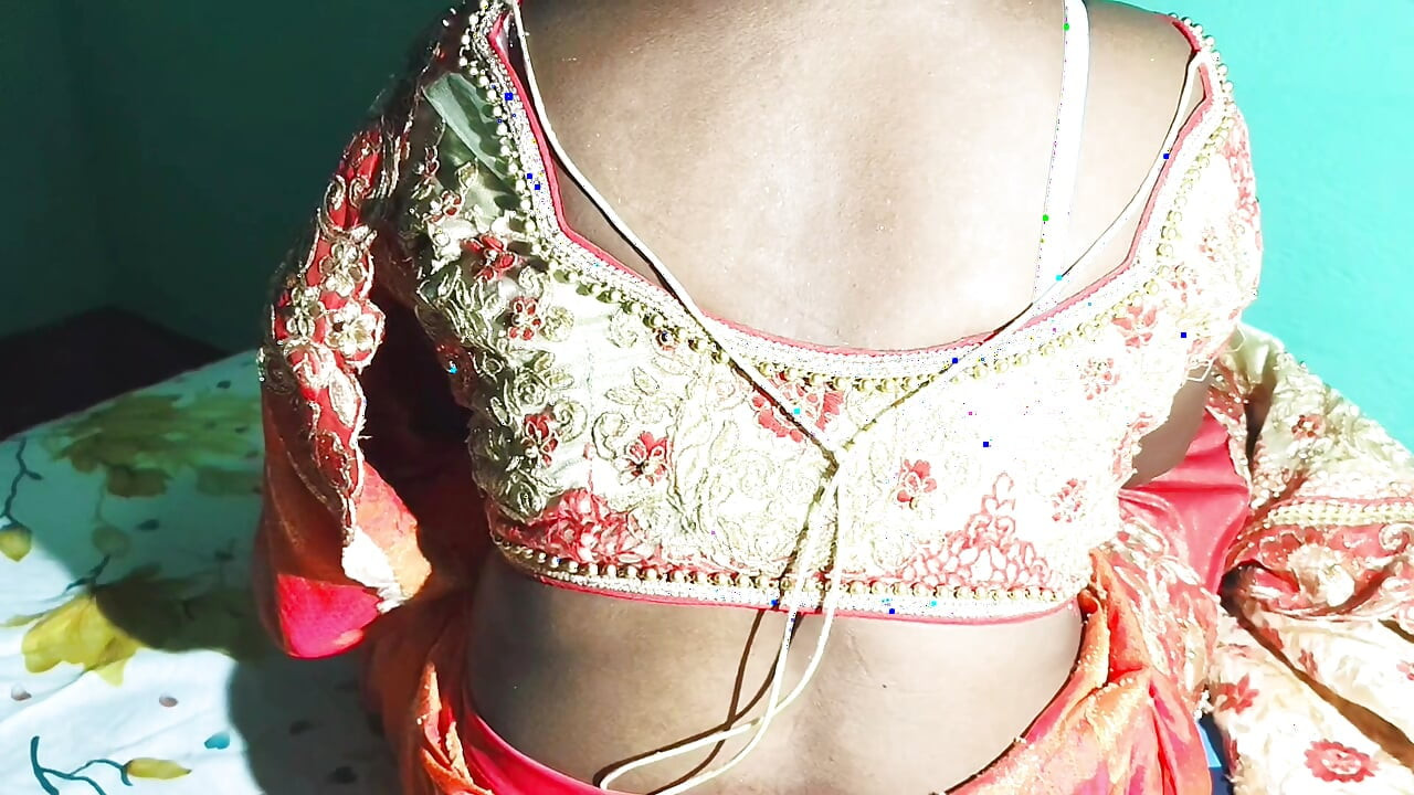 Anu bhabhi India panas disetubuhi oleh desi style