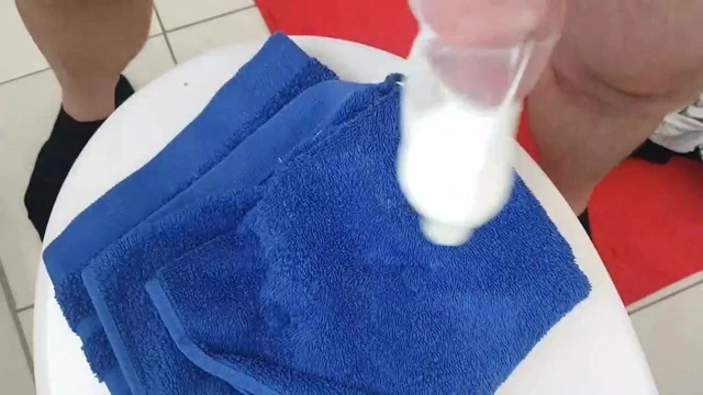 Crazy huge condom cumshot - think that was my biggest ever:)