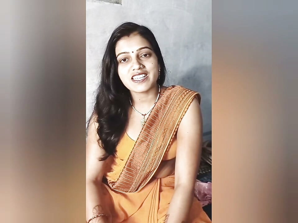 Indian Desi Girl enjoy big dildo while she is Horny