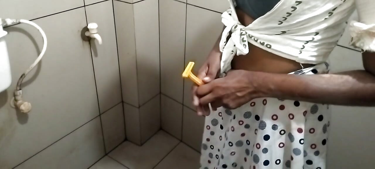 Mallu wife cheat her husband with her brother in law