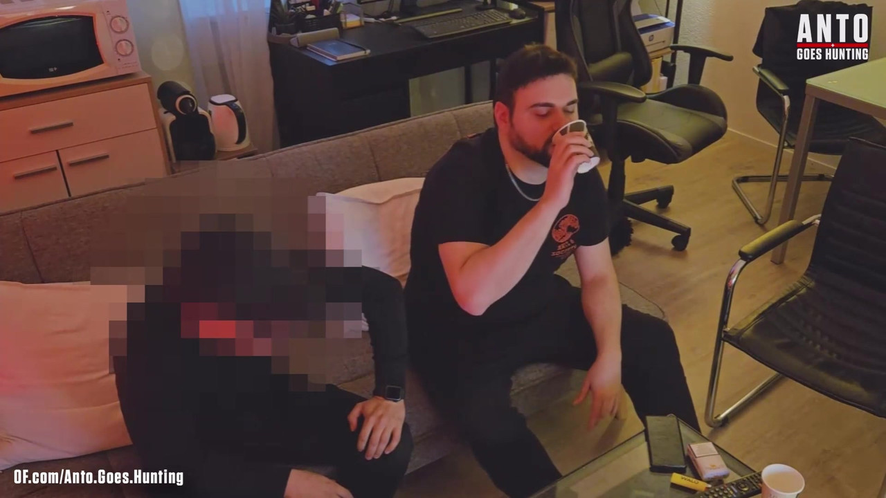 克里斯和史蒂文的首次3P当晚他们认识了对方