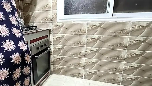 Arabischer sex anal in der küche