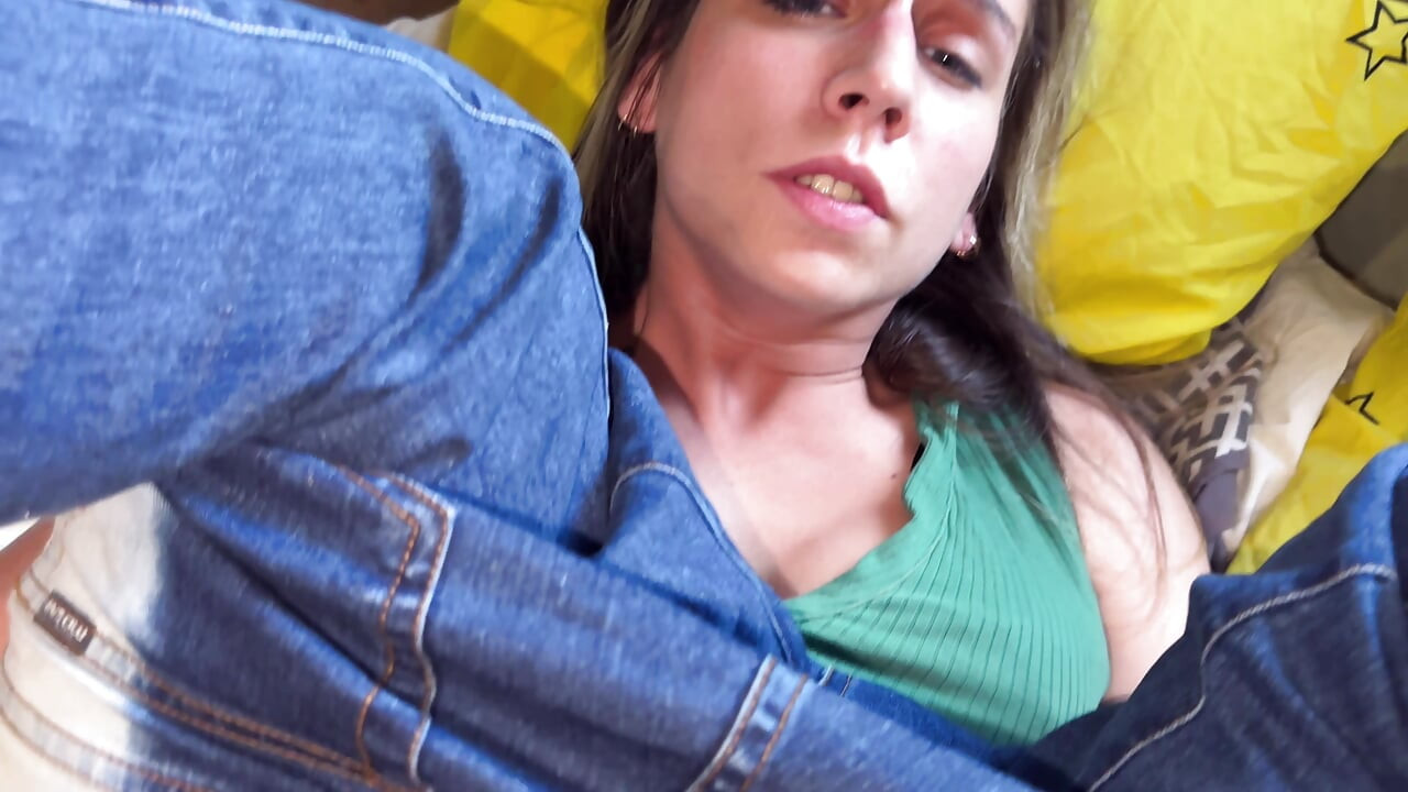 Fat-assed Stepmom Wakes up Her Stepson with Her Wet Cunt and Begs Him to Fuck Her