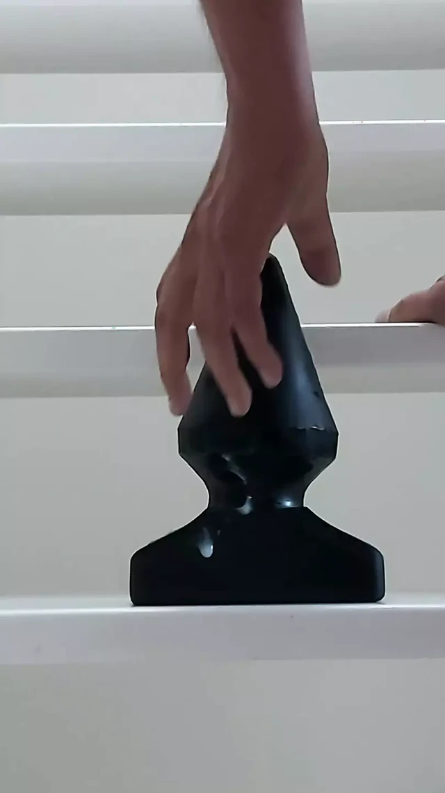 10,3 cm black buttplug