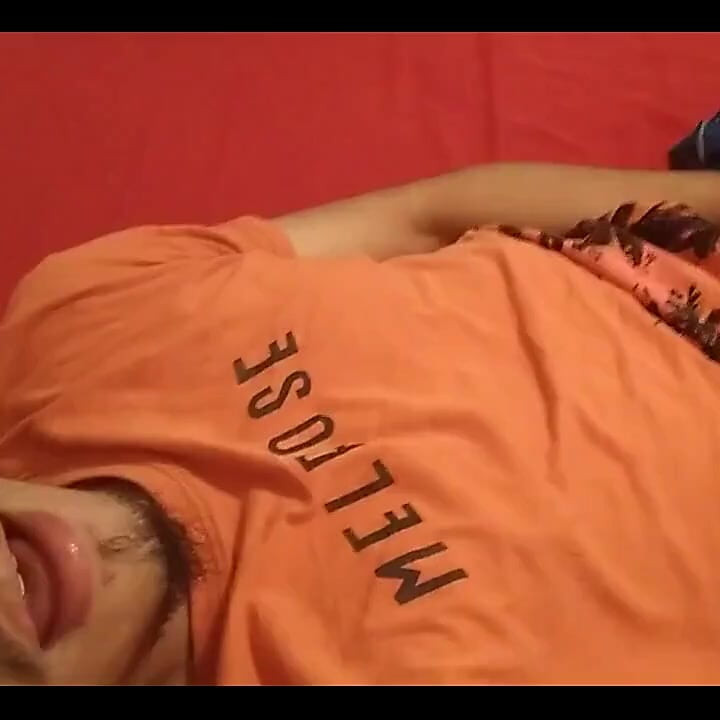 Excelente umbigo da semana