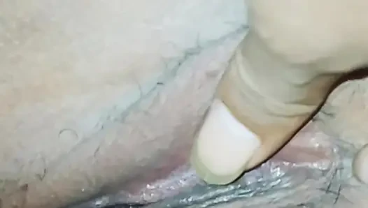 Playing Obedient Mother-in-Law's Pussy