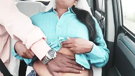 Seks mobil ayah tiri telugu sambil ngomong jorok