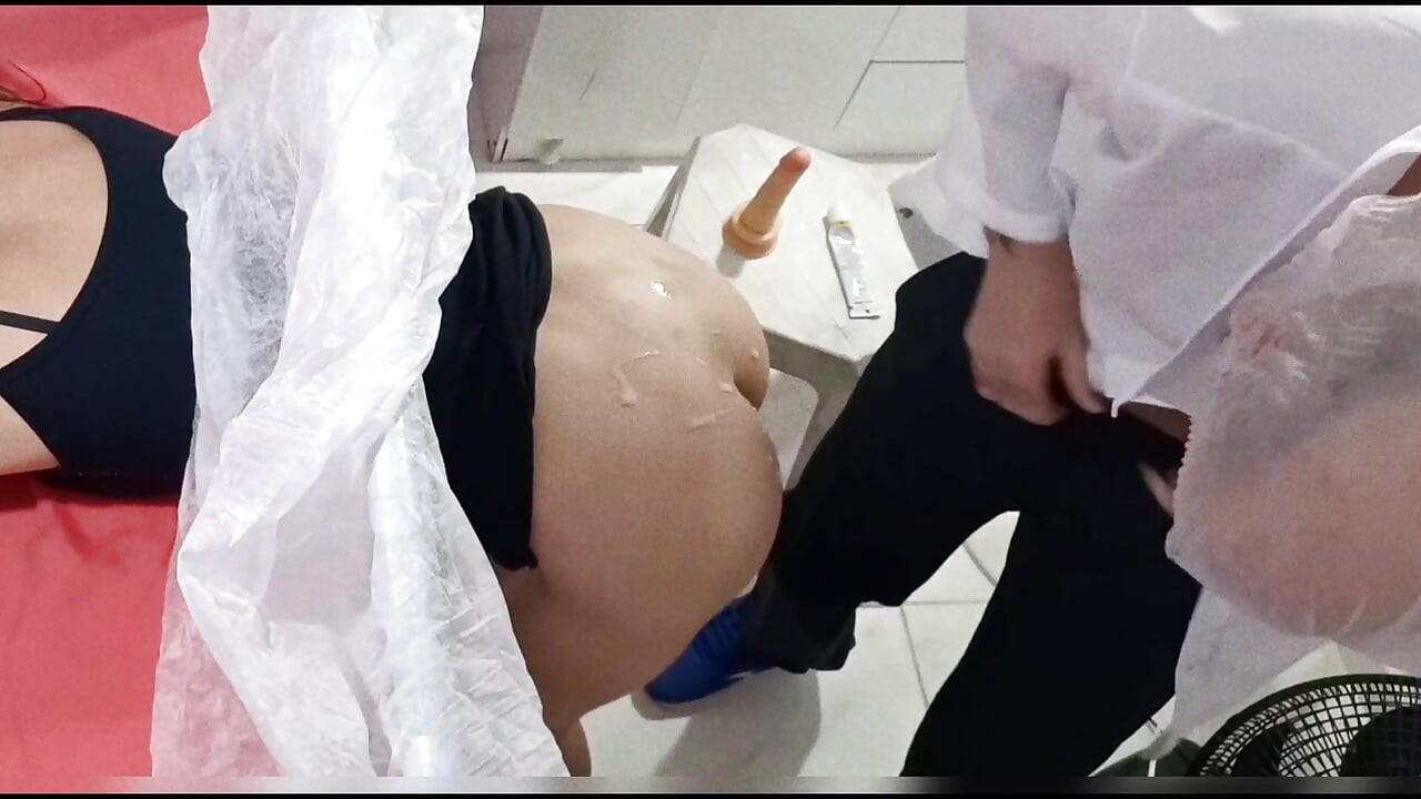 Gynecologist Cheating on Cuckolded Wife!