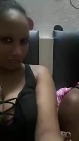 sexy girld done selfies
