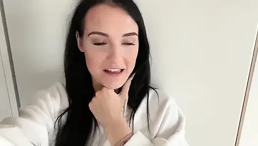 Luar biasa! Pemotretan pengguna pertama Lacy di rumah! Langsung Telanjang!