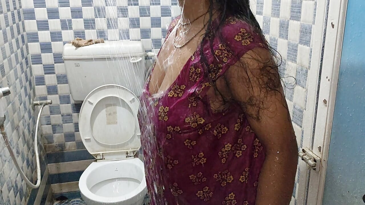 أول دش حمام ساخن لي