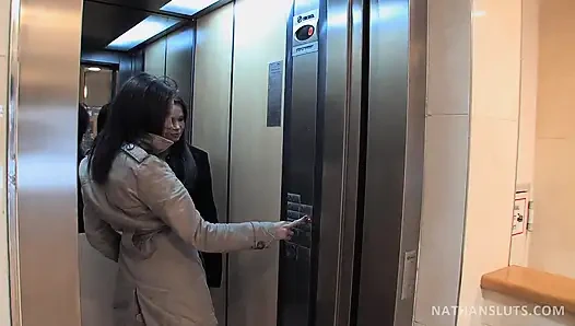 Mahasiswa lesbian lagi asik belajar anatomi hot mereka