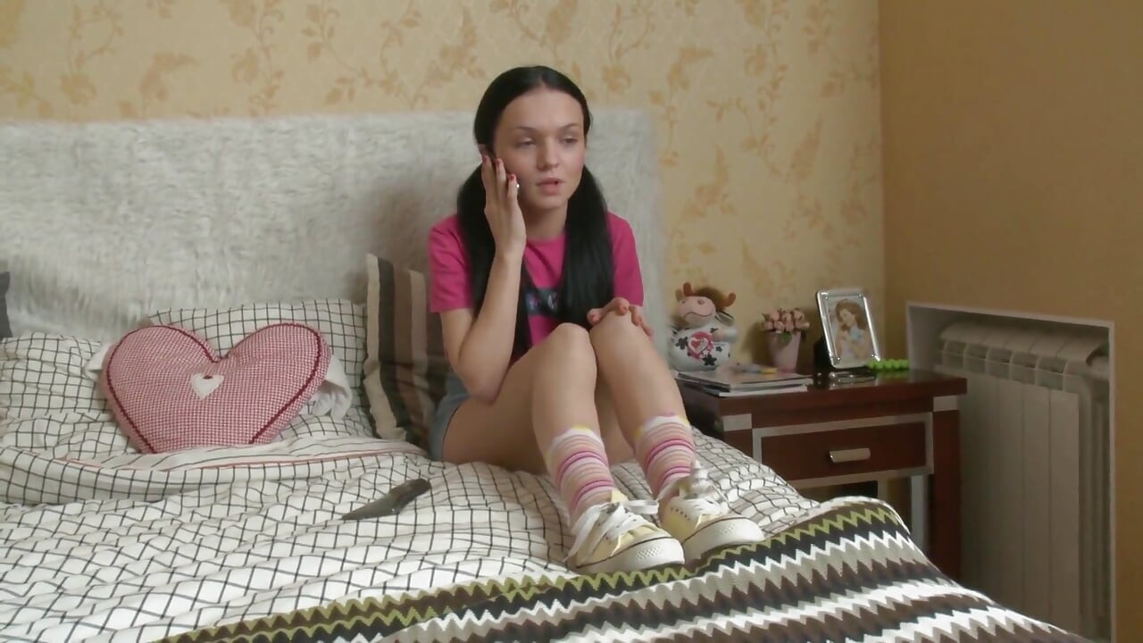 Petite brunette teen gets cumshot on her belly after a fucking session