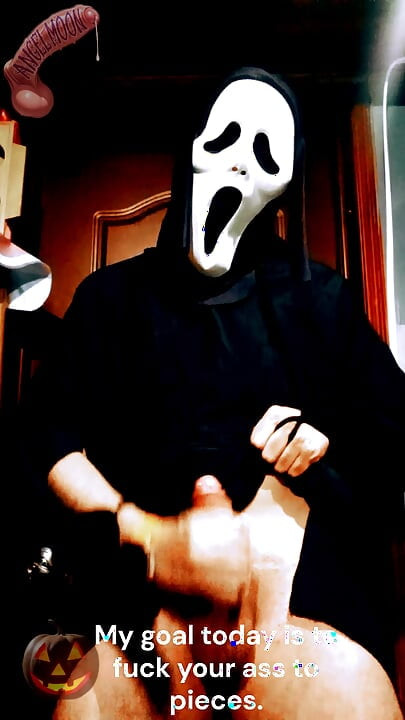 SCREAM A LOVE STORY একজন প্রভাবশালী লোক Ghostface মাস্ক পরে এবং বিশাল শিশ্ন নিয়ে হ্যালোইন রাতে তোমার বাড়িতে ঢুকে বীর্যপাত করবে