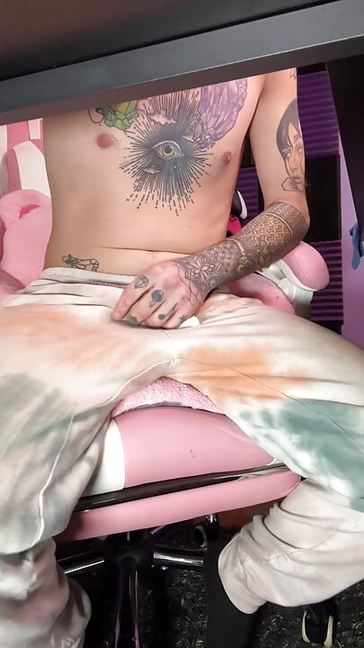 Hippie pod pokładem widok POV busting Ogromne ładunki