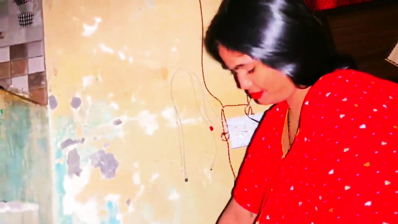 Hot Indian Wife in Red Saree Gets Her Feet Pressed Then Fucked Hard by Husband