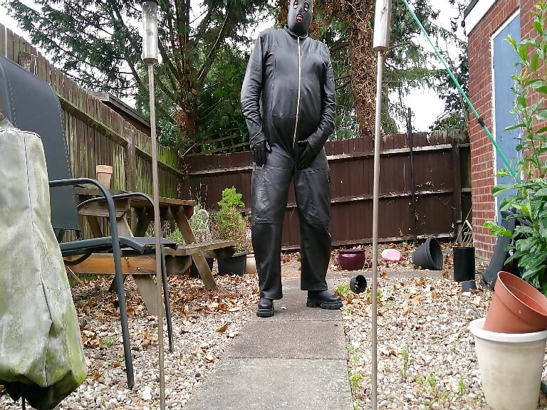 चमड़े का Gimp Suit