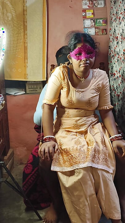 Desi teacher hot student ne teacher ko boobs dikhaye
