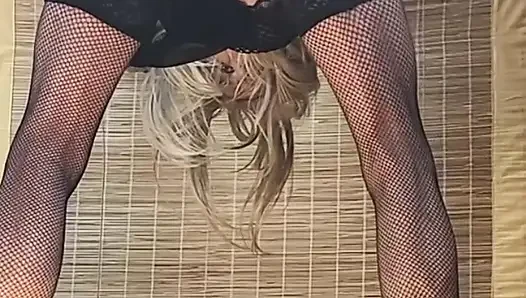 Luziatv Posing Until Anal Orgasm