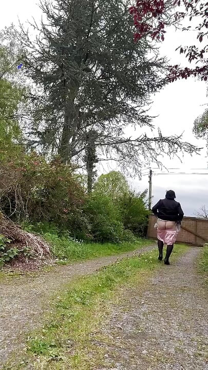 In a quick outfit with the pink panties with a stain for the evening