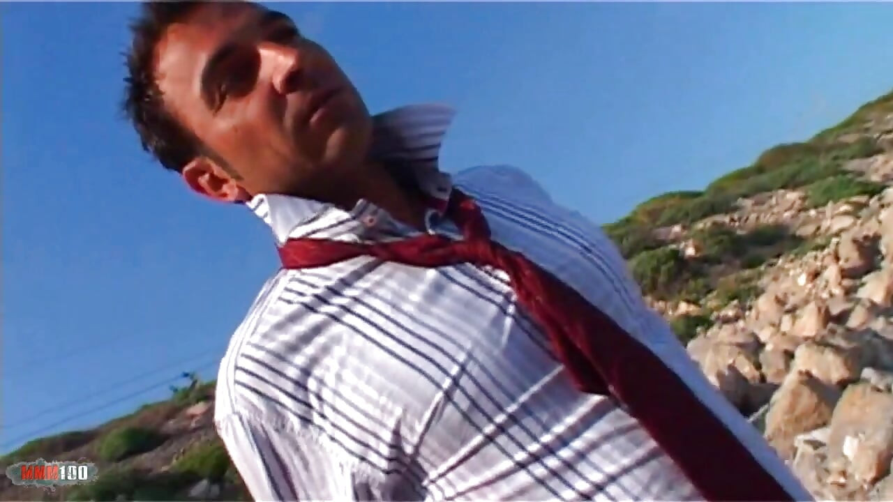 French Blonde Vayana & Jorge - Beach Blowjob, Anal & Cumshot Outdoor Hardcore