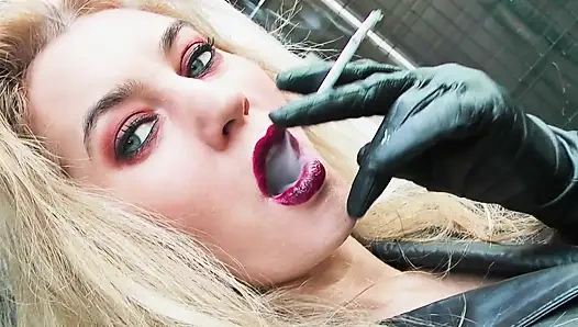 Сисси Cashpulatrix