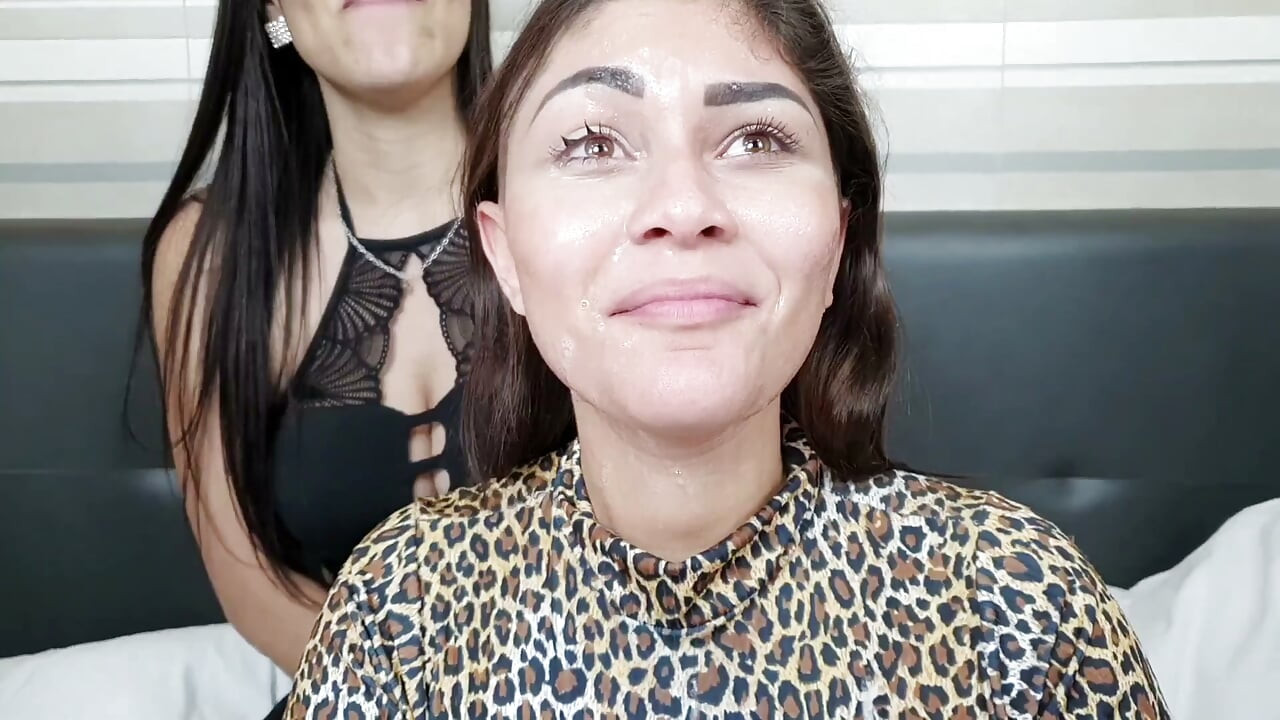 Engolindo cuspe extremo erótico com 4 top girls - Engole toda a minha garota sexy